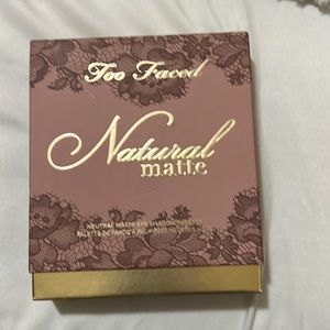 Too faced natural matte eyeshadow